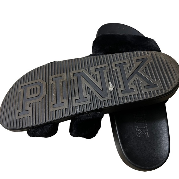 PINK Victoria’s Secret Black Fuzzy Slides Slippers Size M (38/39 or 8-9 US) - Picture 5 of 6